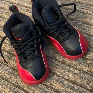 Jordan 12s size 8c
